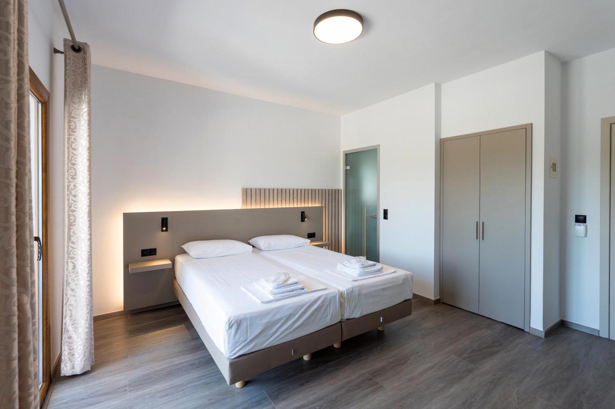Hotel Agistro Angistron Exterior photo