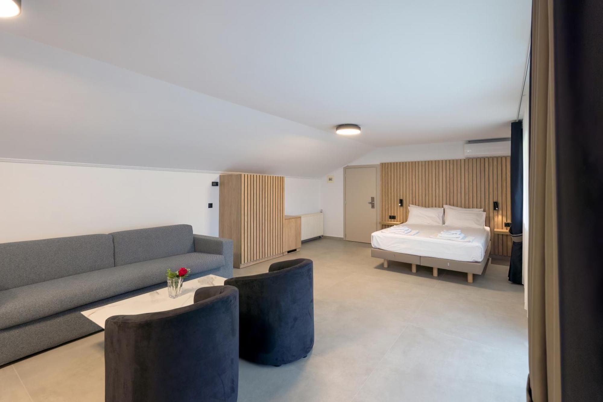 Hotel Agistro Angistron Exterior photo